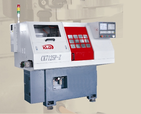 自動上下(xià)料斜導軌高精密(mi)數控車床